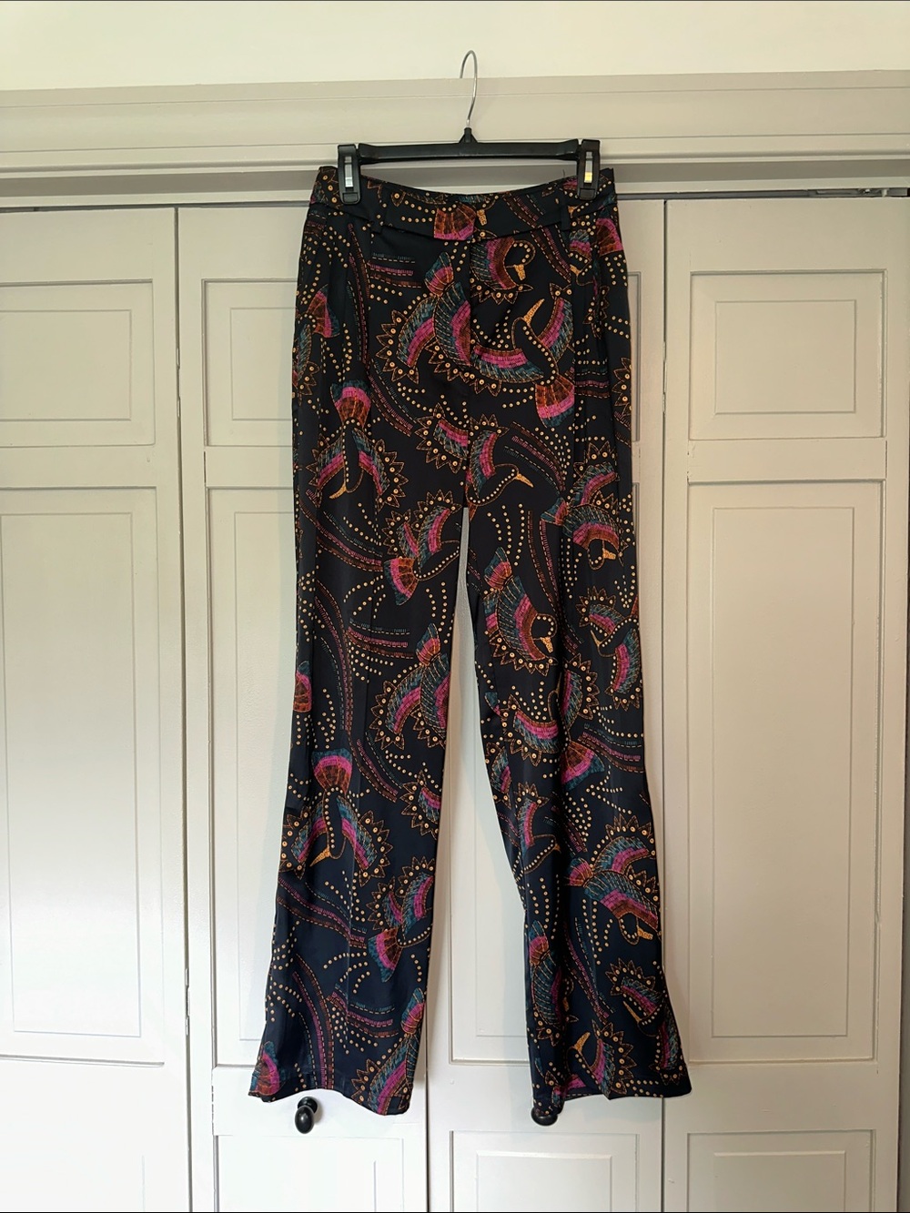 House of Harlow 1960 Black Wide-Leg Pants with Pink & Teal Print